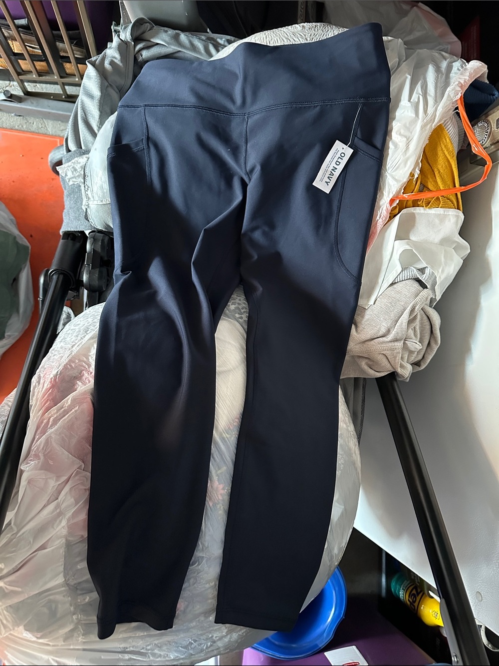 Brand new with tags Old Navy active power soft  woman’s petite Stretch Leggings